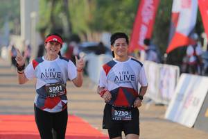 BIB: 3901, 3755
                            <button type="button" onclick="openModal(6432742)" class="btn btn-primary btn-sm float-right btn-popup" data-toggle="modal" data-target=".modal-high-quality">
                        <i class="fas fa-shopping-cart"></i> Add to Cart
                    </button>
                                            <button type="button" onclick="isThisMe(6432742, true)" class="btn btn-success btn-sm float-right btn-popup btn-isme hidden" data-toggle="tooltip" data-placement="bottom" title="นี่คือรูปของคุณใช่ไหม คลิกที่นี่เพื่อเอาเข้าอัลบั้ม">
                        <i class="fas fa-plus"></i> Add to album
                    </button>
                    <button type="button" onclick="isThisMe(6432742, false)" class="btn btn-warning btn-sm float-right btn-popup btn-isnotme hidden">
                        <i class="fas fa-ban"></i> Remove from album
                    </button>