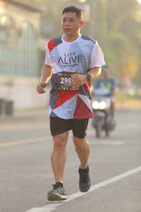 BIB: 298
                            <button type="button" onclick="openModal(6424786)" class="btn btn-primary btn-sm float-right btn-popup" data-toggle="modal" data-target=".modal-high-quality">
                        <i class="fas fa-shopping-cart"></i> Add to Cart
                    </button>
                                            <button type="button" onclick="isThisMe(6424786, true)" class="btn btn-success btn-sm float-right btn-popup btn-isme hidden" data-toggle="tooltip" data-placement="bottom" title="นี่คือรูปของคุณใช่ไหม คลิกที่นี่เพื่อเอาเข้าอัลบั้ม">
                        <i class="fas fa-plus"></i> Add to album
                    </button>
                    <button type="button" onclick="isThisMe(6424786, false)" class="btn btn-warning btn-sm float-right btn-popup btn-isnotme hidden">
                        <i class="fas fa-ban"></i> Remove from album
                    </button>