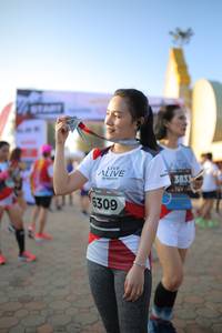 BIB: 3833, 6309
                            <button type="button" onclick="openModal(6425154)" class="btn btn-primary btn-sm float-right btn-popup" data-toggle="modal" data-target=".modal-high-quality">
                        <i class="fas fa-shopping-cart"></i> Add to Cart
                    </button>
                                            <button type="button" onclick="isThisMe(6425154, true)" class="btn btn-success btn-sm float-right btn-popup btn-isme hidden" data-toggle="tooltip" data-placement="bottom" title="นี่คือรูปของคุณใช่ไหม คลิกที่นี่เพื่อเอาเข้าอัลบั้ม">
                        <i class="fas fa-plus"></i> Add to album
                    </button>
                    <button type="button" onclick="isThisMe(6425154, false)" class="btn btn-warning btn-sm float-right btn-popup btn-isnotme hidden">
                        <i class="fas fa-ban"></i> Remove from album
                    </button>