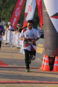 BIB: 13060
                            <button type="button" onclick="openModal(6428539)" class="btn btn-primary btn-sm float-right btn-popup" data-toggle="modal" data-target=".modal-high-quality">
                        <i class="fas fa-shopping-cart"></i> Add to Cart
                    </button>
                                            <button type="button" onclick="isThisMe(6428539, true)" class="btn btn-success btn-sm float-right btn-popup btn-isme hidden" data-toggle="tooltip" data-placement="bottom" title="นี่คือรูปของคุณใช่ไหม คลิกที่นี่เพื่อเอาเข้าอัลบั้ม">
                        <i class="fas fa-plus"></i> Add to album
                    </button>
                    <button type="button" onclick="isThisMe(6428539, false)" class="btn btn-warning btn-sm float-right btn-popup btn-isnotme hidden">
                        <i class="fas fa-ban"></i> Remove from album
                    </button>