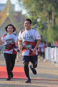 BIB: 3162, 3798
                            <button type="button" onclick="openModal(6428889)" class="btn btn-primary btn-sm float-right btn-popup" data-toggle="modal" data-target=".modal-high-quality">
                        <i class="fas fa-shopping-cart"></i> Add to Cart
                    </button>
                                            <button type="button" onclick="isThisMe(6428889, true)" class="btn btn-success btn-sm float-right btn-popup btn-isme hidden" data-toggle="tooltip" data-placement="bottom" title="นี่คือรูปของคุณใช่ไหม คลิกที่นี่เพื่อเอาเข้าอัลบั้ม">
                        <i class="fas fa-plus"></i> Add to album
                    </button>
                    <button type="button" onclick="isThisMe(6428889, false)" class="btn btn-warning btn-sm float-right btn-popup btn-isnotme hidden">
                        <i class="fas fa-ban"></i> Remove from album
                    </button>