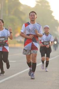 BIB: 888, 2162
                            <button type="button" onclick="openModal(6423908)" class="btn btn-primary btn-sm float-right btn-popup" data-toggle="modal" data-target=".modal-high-quality">
                        <i class="fas fa-shopping-cart"></i> Add to Cart
                    </button>
                                            <button type="button" onclick="isThisMe(6423908, true)" class="btn btn-success btn-sm float-right btn-popup btn-isme hidden" data-toggle="tooltip" data-placement="bottom" title="นี่คือรูปของคุณใช่ไหม คลิกที่นี่เพื่อเอาเข้าอัลบั้ม">
                        <i class="fas fa-plus"></i> Add to album
                    </button>
                    <button type="button" onclick="isThisMe(6423908, false)" class="btn btn-warning btn-sm float-right btn-popup btn-isnotme hidden">
                        <i class="fas fa-ban"></i> Remove from album
                    </button>