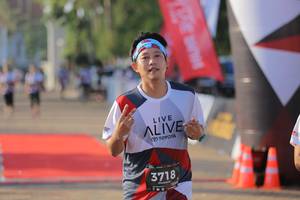 BIB: 3718
                            <button type="button" onclick="openModal(6435073)" class="btn btn-primary btn-sm float-right btn-popup" data-toggle="modal" data-target=".modal-high-quality">
                        <i class="fas fa-shopping-cart"></i> Add to Cart
                    </button>
                                            <button type="button" onclick="isThisMe(6435073, true)" class="btn btn-success btn-sm float-right btn-popup btn-isme hidden" data-toggle="tooltip" data-placement="bottom" title="นี่คือรูปของคุณใช่ไหม คลิกที่นี่เพื่อเอาเข้าอัลบั้ม">
                        <i class="fas fa-plus"></i> Add to album
                    </button>
                    <button type="button" onclick="isThisMe(6435073, false)" class="btn btn-warning btn-sm float-right btn-popup btn-isnotme hidden">
                        <i class="fas fa-ban"></i> Remove from album
                    </button>