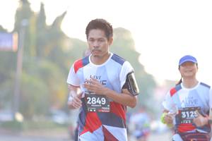 BIB: 2849, 128, 3125
                            <button type="button" onclick="openModal(6410608)" class="btn btn-primary btn-sm float-right btn-popup" data-toggle="modal" data-target=".modal-high-quality">
                        <i class="fas fa-shopping-cart"></i> Add to Cart
                    </button>
                                            <button type="button" onclick="isThisMe(6410608, true)" class="btn btn-success btn-sm float-right btn-popup btn-isme hidden" data-toggle="tooltip" data-placement="bottom" title="นี่คือรูปของคุณใช่ไหม คลิกที่นี่เพื่อเอาเข้าอัลบั้ม">
                        <i class="fas fa-plus"></i> Add to album
                    </button>
                    <button type="button" onclick="isThisMe(6410608, false)" class="btn btn-warning btn-sm float-right btn-popup btn-isnotme hidden">
                        <i class="fas fa-ban"></i> Remove from album
                    </button>