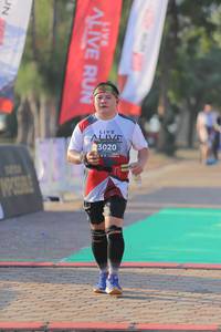 BIB: 3020
                            <button type="button" onclick="openModal(6428054)" class="btn btn-primary btn-sm float-right btn-popup" data-toggle="modal" data-target=".modal-high-quality">
                        <i class="fas fa-shopping-cart"></i> Add to Cart
                    </button>
                                            <button type="button" onclick="isThisMe(6428054, true)" class="btn btn-success btn-sm float-right btn-popup btn-isme hidden" data-toggle="tooltip" data-placement="bottom" title="นี่คือรูปของคุณใช่ไหม คลิกที่นี่เพื่อเอาเข้าอัลบั้ม">
                        <i class="fas fa-plus"></i> Add to album
                    </button>
                    <button type="button" onclick="isThisMe(6428054, false)" class="btn btn-warning btn-sm float-right btn-popup btn-isnotme hidden">
                        <i class="fas fa-ban"></i> Remove from album
                    </button>