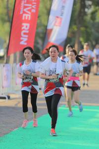 BIB: 414
                            <button type="button" onclick="openModal(6427608)" class="btn btn-primary btn-sm float-right btn-popup" data-toggle="modal" data-target=".modal-high-quality">
                        <i class="fas fa-shopping-cart"></i> Add to Cart
                    </button>
                                            <button type="button" onclick="isThisMe(6427608, true)" class="btn btn-success btn-sm float-right btn-popup btn-isme hidden" data-toggle="tooltip" data-placement="bottom" title="นี่คือรูปของคุณใช่ไหม คลิกที่นี่เพื่อเอาเข้าอัลบั้ม">
                        <i class="fas fa-plus"></i> Add to album
                    </button>
                    <button type="button" onclick="isThisMe(6427608, false)" class="btn btn-warning btn-sm float-right btn-popup btn-isnotme hidden">
                        <i class="fas fa-ban"></i> Remove from album
                    </button>