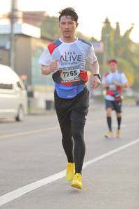 BIB: 7765
                            <button type="button" onclick="openModal(6411393)" class="btn btn-primary btn-sm float-right btn-popup" data-toggle="modal" data-target=".modal-high-quality">
                        <i class="fas fa-shopping-cart"></i> Add to Cart
                    </button>
                                            <button type="button" onclick="isThisMe(6411393, true)" class="btn btn-success btn-sm float-right btn-popup btn-isme hidden" data-toggle="tooltip" data-placement="bottom" title="นี่คือรูปของคุณใช่ไหม คลิกที่นี่เพื่อเอาเข้าอัลบั้ม">
                        <i class="fas fa-plus"></i> Add to album
                    </button>
                    <button type="button" onclick="isThisMe(6411393, false)" class="btn btn-warning btn-sm float-right btn-popup btn-isnotme hidden">
                        <i class="fas fa-ban"></i> Remove from album
                    </button>