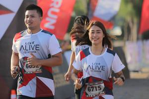 BIB: 6715
                            <button type="button" onclick="openModal(6432794)" class="btn btn-primary btn-sm float-right btn-popup" data-toggle="modal" data-target=".modal-high-quality">
                        <i class="fas fa-shopping-cart"></i> Add to Cart
                    </button>
                                            <button type="button" onclick="isThisMe(6432794, true)" class="btn btn-success btn-sm float-right btn-popup btn-isme hidden" data-toggle="tooltip" data-placement="bottom" title="นี่คือรูปของคุณใช่ไหม คลิกที่นี่เพื่อเอาเข้าอัลบั้ม">
                        <i class="fas fa-plus"></i> Add to album
                    </button>
                    <button type="button" onclick="isThisMe(6432794, false)" class="btn btn-warning btn-sm float-right btn-popup btn-isnotme hidden">
                        <i class="fas fa-ban"></i> Remove from album
                    </button>