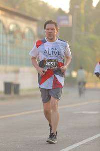 BIB: 3031
                            <button type="button" onclick="openModal(6424023)" class="btn btn-primary btn-sm float-right btn-popup" data-toggle="modal" data-target=".modal-high-quality">
                        <i class="fas fa-shopping-cart"></i> Add to Cart
                    </button>
                                            <button type="button" onclick="isThisMe(6424023, true)" class="btn btn-success btn-sm float-right btn-popup btn-isme hidden" data-toggle="tooltip" data-placement="bottom" title="นี่คือรูปของคุณใช่ไหม คลิกที่นี่เพื่อเอาเข้าอัลบั้ม">
                        <i class="fas fa-plus"></i> Add to album
                    </button>
                    <button type="button" onclick="isThisMe(6424023, false)" class="btn btn-warning btn-sm float-right btn-popup btn-isnotme hidden">
                        <i class="fas fa-ban"></i> Remove from album
                    </button>