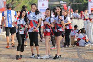 BIB: 
                            <button type="button" onclick="openModal(6428443)" class="btn btn-primary btn-sm float-right btn-popup" data-toggle="modal" data-target=".modal-high-quality">
                        <i class="fas fa-shopping-cart"></i> Add to Cart
                    </button>
                                            <button type="button" onclick="isThisMe(6428443, true)" class="btn btn-success btn-sm float-right btn-popup btn-isme hidden" data-toggle="tooltip" data-placement="bottom" title="นี่คือรูปของคุณใช่ไหม คลิกที่นี่เพื่อเอาเข้าอัลบั้ม">
                        <i class="fas fa-plus"></i> Add to album
                    </button>
                    <button type="button" onclick="isThisMe(6428443, false)" class="btn btn-warning btn-sm float-right btn-popup btn-isnotme hidden">
                        <i class="fas fa-ban"></i> Remove from album
                    </button>