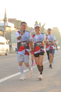 BIB: 3653, 3836
                            <button type="button" onclick="openModal(6424169)" class="btn btn-primary btn-sm float-right btn-popup" data-toggle="modal" data-target=".modal-high-quality">
                        <i class="fas fa-shopping-cart"></i> Add to Cart
                    </button>
                                            <button type="button" onclick="isThisMe(6424169, true)" class="btn btn-success btn-sm float-right btn-popup btn-isme hidden" data-toggle="tooltip" data-placement="bottom" title="นี่คือรูปของคุณใช่ไหม คลิกที่นี่เพื่อเอาเข้าอัลบั้ม">
                        <i class="fas fa-plus"></i> Add to album
                    </button>
                    <button type="button" onclick="isThisMe(6424169, false)" class="btn btn-warning btn-sm float-right btn-popup btn-isnotme hidden">
                        <i class="fas fa-ban"></i> Remove from album
                    </button>