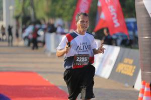 BIB: 2205
                            <button type="button" onclick="openModal(6433128)" class="btn btn-primary btn-sm float-right btn-popup" data-toggle="modal" data-target=".modal-high-quality">
                        <i class="fas fa-shopping-cart"></i> Add to Cart
                    </button>
                                            <button type="button" onclick="isThisMe(6433128, true)" class="btn btn-success btn-sm float-right btn-popup btn-isme hidden" data-toggle="tooltip" data-placement="bottom" title="นี่คือรูปของคุณใช่ไหม คลิกที่นี่เพื่อเอาเข้าอัลบั้ม">
                        <i class="fas fa-plus"></i> Add to album
                    </button>
                    <button type="button" onclick="isThisMe(6433128, false)" class="btn btn-warning btn-sm float-right btn-popup btn-isnotme hidden">
                        <i class="fas fa-ban"></i> Remove from album
                    </button>