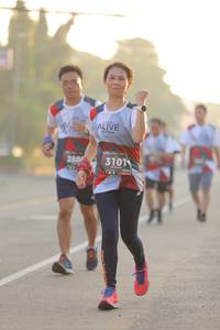 BIB: 288, 3101
                            <button type="button" onclick="openModal(6423991)" class="btn btn-primary btn-sm float-right btn-popup" data-toggle="modal" data-target=".modal-high-quality">
                        <i class="fas fa-shopping-cart"></i> Add to Cart
                    </button>
                                            <button type="button" onclick="isThisMe(6423991, true)" class="btn btn-success btn-sm float-right btn-popup btn-isme hidden" data-toggle="tooltip" data-placement="bottom" title="นี่คือรูปของคุณใช่ไหม คลิกที่นี่เพื่อเอาเข้าอัลบั้ม">
                        <i class="fas fa-plus"></i> Add to album
                    </button>
                    <button type="button" onclick="isThisMe(6423991, false)" class="btn btn-warning btn-sm float-right btn-popup btn-isnotme hidden">
                        <i class="fas fa-ban"></i> Remove from album
                    </button>