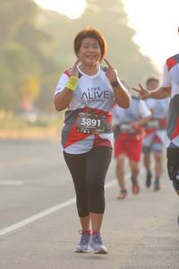 BIB: 3891, 123
                            <button type="button" onclick="openModal(6424833)" class="btn btn-primary btn-sm float-right btn-popup" data-toggle="modal" data-target=".modal-high-quality">
                        <i class="fas fa-shopping-cart"></i> Add to Cart
                    </button>
                                            <button type="button" onclick="isThisMe(6424833, true)" class="btn btn-success btn-sm float-right btn-popup btn-isme hidden" data-toggle="tooltip" data-placement="bottom" title="นี่คือรูปของคุณใช่ไหม คลิกที่นี่เพื่อเอาเข้าอัลบั้ม">
                        <i class="fas fa-plus"></i> Add to album
                    </button>
                    <button type="button" onclick="isThisMe(6424833, false)" class="btn btn-warning btn-sm float-right btn-popup btn-isnotme hidden">
                        <i class="fas fa-ban"></i> Remove from album
                    </button>