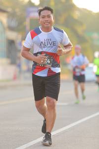 BIB: 124
                            <button type="button" onclick="openModal(6412398)" class="btn btn-primary btn-sm float-right btn-popup" data-toggle="modal" data-target=".modal-high-quality">
                        <i class="fas fa-shopping-cart"></i> Add to Cart
                    </button>
                                            <button type="button" onclick="isThisMe(6412398, true)" class="btn btn-success btn-sm float-right btn-popup btn-isme hidden" data-toggle="tooltip" data-placement="bottom" title="นี่คือรูปของคุณใช่ไหม คลิกที่นี่เพื่อเอาเข้าอัลบั้ม">
                        <i class="fas fa-plus"></i> Add to album
                    </button>
                    <button type="button" onclick="isThisMe(6412398, false)" class="btn btn-warning btn-sm float-right btn-popup btn-isnotme hidden">
                        <i class="fas fa-ban"></i> Remove from album
                    </button>