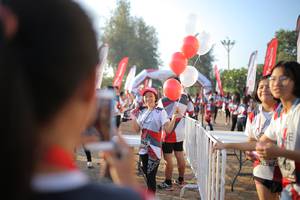 BIB: 845
                            <button type="button" onclick="openModal(6427359)" class="btn btn-primary btn-sm float-right btn-popup" data-toggle="modal" data-target=".modal-high-quality">
                        <i class="fas fa-shopping-cart"></i> Add to Cart
                    </button>
                                            <button type="button" onclick="isThisMe(6427359, true)" class="btn btn-success btn-sm float-right btn-popup btn-isme hidden" data-toggle="tooltip" data-placement="bottom" title="นี่คือรูปของคุณใช่ไหม คลิกที่นี่เพื่อเอาเข้าอัลบั้ม">
                        <i class="fas fa-plus"></i> Add to album
                    </button>
                    <button type="button" onclick="isThisMe(6427359, false)" class="btn btn-warning btn-sm float-right btn-popup btn-isnotme hidden">
                        <i class="fas fa-ban"></i> Remove from album
                    </button>