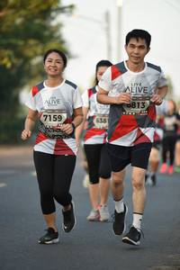 BIB: 8813, 7159, 638
                            <button type="button" onclick="openModal(6383045)" class="btn btn-primary btn-sm float-right btn-popup" data-toggle="modal" data-target=".modal-high-quality">
                        <i class="fas fa-shopping-cart"></i> Add to Cart
                    </button>
                                            <button type="button" onclick="isThisMe(6383045, true)" class="btn btn-success btn-sm float-right btn-popup btn-isme hidden" data-toggle="tooltip" data-placement="bottom" title="นี่คือรูปของคุณใช่ไหม คลิกที่นี่เพื่อเอาเข้าอัลบั้ม">
                        <i class="fas fa-plus"></i> Add to album
                    </button>
                    <button type="button" onclick="isThisMe(6383045, false)" class="btn btn-warning btn-sm float-right btn-popup btn-isnotme hidden">
                        <i class="fas fa-ban"></i> Remove from album
                    </button>