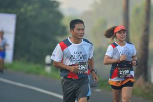 BIB: 2941, 2199
                            <button type="button" onclick="openModal(6412315)" class="btn btn-primary btn-sm float-right btn-popup" data-toggle="modal" data-target=".modal-high-quality">
                        <i class="fas fa-shopping-cart"></i> Add to Cart
                    </button>
                                            <button type="button" onclick="isThisMe(6412315, true)" class="btn btn-success btn-sm float-right btn-popup btn-isme hidden" data-toggle="tooltip" data-placement="bottom" title="นี่คือรูปของคุณใช่ไหม คลิกที่นี่เพื่อเอาเข้าอัลบั้ม">
                        <i class="fas fa-plus"></i> Add to album
                    </button>
                    <button type="button" onclick="isThisMe(6412315, false)" class="btn btn-warning btn-sm float-right btn-popup btn-isnotme hidden">
                        <i class="fas fa-ban"></i> Remove from album
                    </button>