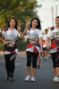 BIB: 799, 7280, 1932
                            <button type="button" onclick="openModal(6382868)" class="btn btn-primary btn-sm float-right btn-popup" data-toggle="modal" data-target=".modal-high-quality">
                        <i class="fas fa-shopping-cart"></i> Add to Cart
                    </button>
                                            <button type="button" onclick="isThisMe(6382868, true)" class="btn btn-success btn-sm float-right btn-popup btn-isme hidden" data-toggle="tooltip" data-placement="bottom" title="นี่คือรูปของคุณใช่ไหม คลิกที่นี่เพื่อเอาเข้าอัลบั้ม">
                        <i class="fas fa-plus"></i> Add to album
                    </button>
                    <button type="button" onclick="isThisMe(6382868, false)" class="btn btn-warning btn-sm float-right btn-popup btn-isnotme hidden">
                        <i class="fas fa-ban"></i> Remove from album
                    </button>