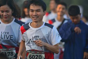 BIB: 178, 201, 6020
                            <button type="button" onclick="openModal(6413268)" class="btn btn-primary btn-sm float-right btn-popup" data-toggle="modal" data-target=".modal-high-quality">
                        <i class="fas fa-shopping-cart"></i> Add to Cart
                    </button>
                                            <button type="button" onclick="isThisMe(6413268, true)" class="btn btn-success btn-sm float-right btn-popup btn-isme hidden" data-toggle="tooltip" data-placement="bottom" title="นี่คือรูปของคุณใช่ไหม คลิกที่นี่เพื่อเอาเข้าอัลบั้ม">
                        <i class="fas fa-plus"></i> Add to album
                    </button>
                    <button type="button" onclick="isThisMe(6413268, false)" class="btn btn-warning btn-sm float-right btn-popup btn-isnotme hidden">
                        <i class="fas fa-ban"></i> Remove from album
                    </button>