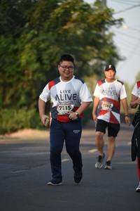 BIB: 7782, 7115
                            <button type="button" onclick="openModal(6387540)" class="btn btn-primary btn-sm float-right btn-popup" data-toggle="modal" data-target=".modal-high-quality">
                        <i class="fas fa-shopping-cart"></i> Add to Cart
                    </button>
                                            <button type="button" onclick="isThisMe(6387540, true)" class="btn btn-success btn-sm float-right btn-popup btn-isme hidden" data-toggle="tooltip" data-placement="bottom" title="นี่คือรูปของคุณใช่ไหม คลิกที่นี่เพื่อเอาเข้าอัลบั้ม">
                        <i class="fas fa-plus"></i> Add to album
                    </button>
                    <button type="button" onclick="isThisMe(6387540, false)" class="btn btn-warning btn-sm float-right btn-popup btn-isnotme hidden">
                        <i class="fas fa-ban"></i> Remove from album
                    </button>