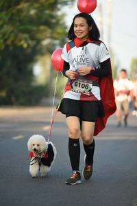 BIB: 6106
                            <button type="button" onclick="openModal(6387414)" class="btn btn-primary btn-sm float-right btn-popup" data-toggle="modal" data-target=".modal-high-quality">
                        <i class="fas fa-shopping-cart"></i> Add to Cart
                    </button>
                                            <button type="button" onclick="isThisMe(6387414, true)" class="btn btn-success btn-sm float-right btn-popup btn-isme hidden" data-toggle="tooltip" data-placement="bottom" title="นี่คือรูปของคุณใช่ไหม คลิกที่นี่เพื่อเอาเข้าอัลบั้ม">
                        <i class="fas fa-plus"></i> Add to album
                    </button>
                    <button type="button" onclick="isThisMe(6387414, false)" class="btn btn-warning btn-sm float-right btn-popup btn-isnotme hidden">
                        <i class="fas fa-ban"></i> Remove from album
                    </button>