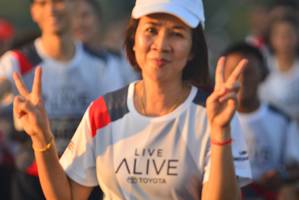 BIB: 
                            <button type="button" onclick="openModal(6412909)" class="btn btn-primary btn-sm float-right btn-popup" data-toggle="modal" data-target=".modal-high-quality">
                        <i class="fas fa-shopping-cart"></i> Add to Cart
                    </button>
                                            <button type="button" onclick="isThisMe(6412909, true)" class="btn btn-success btn-sm float-right btn-popup btn-isme hidden" data-toggle="tooltip" data-placement="bottom" title="นี่คือรูปของคุณใช่ไหม คลิกที่นี่เพื่อเอาเข้าอัลบั้ม">
                        <i class="fas fa-plus"></i> Add to album
                    </button>
                    <button type="button" onclick="isThisMe(6412909, false)" class="btn btn-warning btn-sm float-right btn-popup btn-isnotme hidden">
                        <i class="fas fa-ban"></i> Remove from album
                    </button>