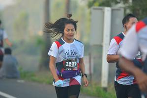 BIB: 122, 280
                            <button type="button" onclick="openModal(6411741)" class="btn btn-primary btn-sm float-right btn-popup" data-toggle="modal" data-target=".modal-high-quality">
                        <i class="fas fa-shopping-cart"></i> Add to Cart
                    </button>
                                            <button type="button" onclick="isThisMe(6411741, true)" class="btn btn-success btn-sm float-right btn-popup btn-isme hidden" data-toggle="tooltip" data-placement="bottom" title="นี่คือรูปของคุณใช่ไหม คลิกที่นี่เพื่อเอาเข้าอัลบั้ม">
                        <i class="fas fa-plus"></i> Add to album
                    </button>
                    <button type="button" onclick="isThisMe(6411741, false)" class="btn btn-warning btn-sm float-right btn-popup btn-isnotme hidden">
                        <i class="fas fa-ban"></i> Remove from album
                    </button>