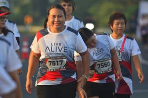 BIB: 7517, 7560
                            <button type="button" onclick="openModal(6417494)" class="btn btn-primary btn-sm float-right btn-popup" data-toggle="modal" data-target=".modal-high-quality">
                        <i class="fas fa-shopping-cart"></i> Add to Cart
                    </button>
                                            <button type="button" onclick="isThisMe(6417494, true)" class="btn btn-success btn-sm float-right btn-popup btn-isme hidden" data-toggle="tooltip" data-placement="bottom" title="นี่คือรูปของคุณใช่ไหม คลิกที่นี่เพื่อเอาเข้าอัลบั้ม">
                        <i class="fas fa-plus"></i> Add to album
                    </button>
                    <button type="button" onclick="isThisMe(6417494, false)" class="btn btn-warning btn-sm float-right btn-popup btn-isnotme hidden">
                        <i class="fas fa-ban"></i> Remove from album
                    </button>