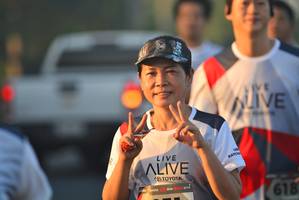 BIB: 618, 201
                            <button type="button" onclick="openModal(6413412)" class="btn btn-primary btn-sm float-right btn-popup" data-toggle="modal" data-target=".modal-high-quality">
                        <i class="fas fa-shopping-cart"></i> Add to Cart
                    </button>
                                            <button type="button" onclick="isThisMe(6413412, true)" class="btn btn-success btn-sm float-right btn-popup btn-isme hidden" data-toggle="tooltip" data-placement="bottom" title="นี่คือรูปของคุณใช่ไหม คลิกที่นี่เพื่อเอาเข้าอัลบั้ม">
                        <i class="fas fa-plus"></i> Add to album
                    </button>
                    <button type="button" onclick="isThisMe(6413412, false)" class="btn btn-warning btn-sm float-right btn-popup btn-isnotme hidden">
                        <i class="fas fa-ban"></i> Remove from album
                    </button>