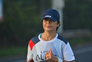 BIB: 
                            <button type="button" onclick="openModal(6416143)" class="btn btn-primary btn-sm float-right btn-popup" data-toggle="modal" data-target=".modal-high-quality">
                        <i class="fas fa-shopping-cart"></i> Add to Cart
                    </button>
                                            <button type="button" onclick="isThisMe(6416143, true)" class="btn btn-success btn-sm float-right btn-popup btn-isme hidden" data-toggle="tooltip" data-placement="bottom" title="นี่คือรูปของคุณใช่ไหม คลิกที่นี่เพื่อเอาเข้าอัลบั้ม">
                        <i class="fas fa-plus"></i> Add to album
                    </button>
                    <button type="button" onclick="isThisMe(6416143, false)" class="btn btn-warning btn-sm float-right btn-popup btn-isnotme hidden">
                        <i class="fas fa-ban"></i> Remove from album
                    </button>