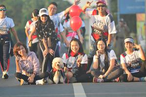 BIB: 3772, 7344, 2640, 614, 798
                            <button type="button" onclick="openModal(6404651)" class="btn btn-primary btn-sm float-right btn-popup" data-toggle="modal" data-target=".modal-high-quality">
                        <i class="fas fa-shopping-cart"></i> Add to Cart
                    </button>
                                            <button type="button" onclick="isThisMe(6404651, true)" class="btn btn-success btn-sm float-right btn-popup btn-isme hidden" data-toggle="tooltip" data-placement="bottom" title="นี่คือรูปของคุณใช่ไหม คลิกที่นี่เพื่อเอาเข้าอัลบั้ม">
                        <i class="fas fa-plus"></i> Add to album
                    </button>
                    <button type="button" onclick="isThisMe(6404651, false)" class="btn btn-warning btn-sm float-right btn-popup btn-isnotme hidden">
                        <i class="fas fa-ban"></i> Remove from album
                    </button>