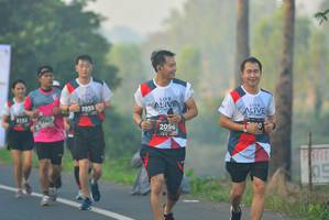 BIB: 2935, 2152, 2096
                            <button type="button" onclick="openModal(6403750)" class="btn btn-primary btn-sm float-right btn-popup" data-toggle="modal" data-target=".modal-high-quality">
                        <i class="fas fa-shopping-cart"></i> Add to Cart
                    </button>
                                            <button type="button" onclick="isThisMe(6403750, true)" class="btn btn-success btn-sm float-right btn-popup btn-isme hidden" data-toggle="tooltip" data-placement="bottom" title="นี่คือรูปของคุณใช่ไหม คลิกที่นี่เพื่อเอาเข้าอัลบั้ม">
                        <i class="fas fa-plus"></i> Add to album
                    </button>
                    <button type="button" onclick="isThisMe(6403750, false)" class="btn btn-warning btn-sm float-right btn-popup btn-isnotme hidden">
                        <i class="fas fa-ban"></i> Remove from album
                    </button>