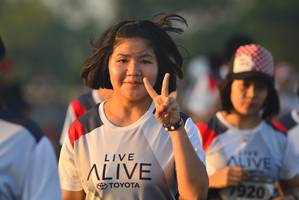 BIB: 7920
                            <button type="button" onclick="openModal(6413533)" class="btn btn-primary btn-sm float-right btn-popup" data-toggle="modal" data-target=".modal-high-quality">
                        <i class="fas fa-shopping-cart"></i> Add to Cart
                    </button>
                                            <button type="button" onclick="isThisMe(6413533, true)" class="btn btn-success btn-sm float-right btn-popup btn-isme hidden" data-toggle="tooltip" data-placement="bottom" title="นี่คือรูปของคุณใช่ไหม คลิกที่นี่เพื่อเอาเข้าอัลบั้ม">
                        <i class="fas fa-plus"></i> Add to album
                    </button>
                    <button type="button" onclick="isThisMe(6413533, false)" class="btn btn-warning btn-sm float-right btn-popup btn-isnotme hidden">
                        <i class="fas fa-ban"></i> Remove from album
                    </button>