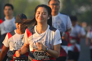 BIB: 7382
                            <button type="button" onclick="openModal(6414470)" class="btn btn-primary btn-sm float-right btn-popup" data-toggle="modal" data-target=".modal-high-quality">
                        <i class="fas fa-shopping-cart"></i> Add to Cart
                    </button>
                                            <button type="button" onclick="isThisMe(6414470, true)" class="btn btn-success btn-sm float-right btn-popup btn-isme hidden" data-toggle="tooltip" data-placement="bottom" title="นี่คือรูปของคุณใช่ไหม คลิกที่นี่เพื่อเอาเข้าอัลบั้ม">
                        <i class="fas fa-plus"></i> Add to album
                    </button>
                    <button type="button" onclick="isThisMe(6414470, false)" class="btn btn-warning btn-sm float-right btn-popup btn-isnotme hidden">
                        <i class="fas fa-ban"></i> Remove from album
                    </button>