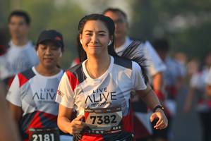 BIB: 7382, 2181
                            <button type="button" onclick="openModal(6414463)" class="btn btn-primary btn-sm float-right btn-popup" data-toggle="modal" data-target=".modal-high-quality">
                        <i class="fas fa-shopping-cart"></i> Add to Cart
                    </button>
                                            <button type="button" onclick="isThisMe(6414463, true)" class="btn btn-success btn-sm float-right btn-popup btn-isme hidden" data-toggle="tooltip" data-placement="bottom" title="นี่คือรูปของคุณใช่ไหม คลิกที่นี่เพื่อเอาเข้าอัลบั้ม">
                        <i class="fas fa-plus"></i> Add to album
                    </button>
                    <button type="button" onclick="isThisMe(6414463, false)" class="btn btn-warning btn-sm float-right btn-popup btn-isnotme hidden">
                        <i class="fas fa-ban"></i> Remove from album
                    </button>