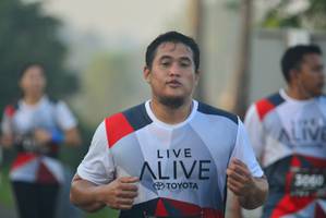 BIB: 3060
                            <button type="button" onclick="openModal(6412431)" class="btn btn-primary btn-sm float-right btn-popup" data-toggle="modal" data-target=".modal-high-quality">
                        <i class="fas fa-shopping-cart"></i> Add to Cart
                    </button>
                                            <button type="button" onclick="isThisMe(6412431, true)" class="btn btn-success btn-sm float-right btn-popup btn-isme hidden" data-toggle="tooltip" data-placement="bottom" title="นี่คือรูปของคุณใช่ไหม คลิกที่นี่เพื่อเอาเข้าอัลบั้ม">
                        <i class="fas fa-plus"></i> Add to album
                    </button>
                    <button type="button" onclick="isThisMe(6412431, false)" class="btn btn-warning btn-sm float-right btn-popup btn-isnotme hidden">
                        <i class="fas fa-ban"></i> Remove from album
                    </button>