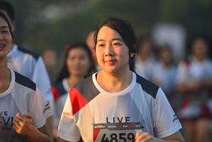 BIB: 4859, 2019
                            <button type="button" onclick="openModal(6413491)" class="btn btn-primary btn-sm float-right btn-popup" data-toggle="modal" data-target=".modal-high-quality">
                        <i class="fas fa-shopping-cart"></i> Add to Cart
                    </button>
                                            <button type="button" onclick="isThisMe(6413491, true)" class="btn btn-success btn-sm float-right btn-popup btn-isme hidden" data-toggle="tooltip" data-placement="bottom" title="นี่คือรูปของคุณใช่ไหม คลิกที่นี่เพื่อเอาเข้าอัลบั้ม">
                        <i class="fas fa-plus"></i> Add to album
                    </button>
                    <button type="button" onclick="isThisMe(6413491, false)" class="btn btn-warning btn-sm float-right btn-popup btn-isnotme hidden">
                        <i class="fas fa-ban"></i> Remove from album
                    </button>