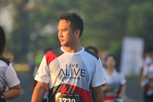 BIB: 3730
                            <button type="button" onclick="openModal(6414504)" class="btn btn-primary btn-sm float-right btn-popup" data-toggle="modal" data-target=".modal-high-quality">
                        <i class="fas fa-shopping-cart"></i> Add to Cart
                    </button>
                                            <button type="button" onclick="isThisMe(6414504, true)" class="btn btn-success btn-sm float-right btn-popup btn-isme hidden" data-toggle="tooltip" data-placement="bottom" title="นี่คือรูปของคุณใช่ไหม คลิกที่นี่เพื่อเอาเข้าอัลบั้ม">
                        <i class="fas fa-plus"></i> Add to album
                    </button>
                    <button type="button" onclick="isThisMe(6414504, false)" class="btn btn-warning btn-sm float-right btn-popup btn-isnotme hidden">
                        <i class="fas fa-ban"></i> Remove from album
                    </button>