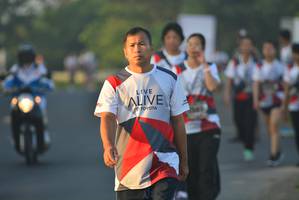 BIB: 
                            <button type="button" onclick="openModal(6416494)" class="btn btn-primary btn-sm float-right btn-popup" data-toggle="modal" data-target=".modal-high-quality">
                        <i class="fas fa-shopping-cart"></i> Add to Cart
                    </button>
                                            <button type="button" onclick="isThisMe(6416494, true)" class="btn btn-success btn-sm float-right btn-popup btn-isme hidden" data-toggle="tooltip" data-placement="bottom" title="นี่คือรูปของคุณใช่ไหม คลิกที่นี่เพื่อเอาเข้าอัลบั้ม">
                        <i class="fas fa-plus"></i> Add to album
                    </button>
                    <button type="button" onclick="isThisMe(6416494, false)" class="btn btn-warning btn-sm float-right btn-popup btn-isnotme hidden">
                        <i class="fas fa-ban"></i> Remove from album
                    </button>