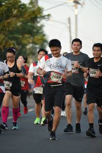 BIB: 629, 7697, 956, 018
                            <button type="button" onclick="openModal(6382441)" class="btn btn-primary btn-sm float-right btn-popup" data-toggle="modal" data-target=".modal-high-quality">
                        <i class="fas fa-shopping-cart"></i> Add to Cart
                    </button>
                                            <button type="button" onclick="isThisMe(6382441, true)" class="btn btn-success btn-sm float-right btn-popup btn-isme hidden" data-toggle="tooltip" data-placement="bottom" title="นี่คือรูปของคุณใช่ไหม คลิกที่นี่เพื่อเอาเข้าอัลบั้ม">
                        <i class="fas fa-plus"></i> Add to album
                    </button>
                    <button type="button" onclick="isThisMe(6382441, false)" class="btn btn-warning btn-sm float-right btn-popup btn-isnotme hidden">
                        <i class="fas fa-ban"></i> Remove from album
                    </button>