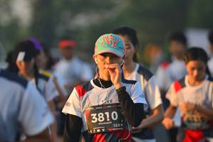 BIB: 3810, 128
                            <button type="button" onclick="openModal(6412780)" class="btn btn-primary btn-sm float-right btn-popup" data-toggle="modal" data-target=".modal-high-quality">
                        <i class="fas fa-shopping-cart"></i> Add to Cart
                    </button>
                                            <button type="button" onclick="isThisMe(6412780, true)" class="btn btn-success btn-sm float-right btn-popup btn-isme hidden" data-toggle="tooltip" data-placement="bottom" title="นี่คือรูปของคุณใช่ไหม คลิกที่นี่เพื่อเอาเข้าอัลบั้ม">
                        <i class="fas fa-plus"></i> Add to album
                    </button>
                    <button type="button" onclick="isThisMe(6412780, false)" class="btn btn-warning btn-sm float-right btn-popup btn-isnotme hidden">
                        <i class="fas fa-ban"></i> Remove from album
                    </button>