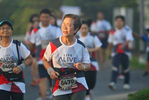 BIB: 6400, 6470
                            <button type="button" onclick="openModal(6414274)" class="btn btn-primary btn-sm float-right btn-popup" data-toggle="modal" data-target=".modal-high-quality">
                        <i class="fas fa-shopping-cart"></i> Add to Cart
                    </button>
                                            <button type="button" onclick="isThisMe(6414274, true)" class="btn btn-success btn-sm float-right btn-popup btn-isme hidden" data-toggle="tooltip" data-placement="bottom" title="นี่คือรูปของคุณใช่ไหม คลิกที่นี่เพื่อเอาเข้าอัลบั้ม">
                        <i class="fas fa-plus"></i> Add to album
                    </button>
                    <button type="button" onclick="isThisMe(6414274, false)" class="btn btn-warning btn-sm float-right btn-popup btn-isnotme hidden">
                        <i class="fas fa-ban"></i> Remove from album
                    </button>