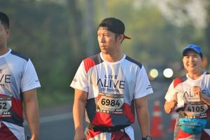 BIB: 6984, 4105
                            <button type="button" onclick="openModal(6416399)" class="btn btn-primary btn-sm float-right btn-popup" data-toggle="modal" data-target=".modal-high-quality">
                        <i class="fas fa-shopping-cart"></i> Add to Cart
                    </button>
                                            <button type="button" onclick="isThisMe(6416399, true)" class="btn btn-success btn-sm float-right btn-popup btn-isme hidden" data-toggle="tooltip" data-placement="bottom" title="นี่คือรูปของคุณใช่ไหม คลิกที่นี่เพื่อเอาเข้าอัลบั้ม">
                        <i class="fas fa-plus"></i> Add to album
                    </button>
                    <button type="button" onclick="isThisMe(6416399, false)" class="btn btn-warning btn-sm float-right btn-popup btn-isnotme hidden">
                        <i class="fas fa-ban"></i> Remove from album
                    </button>