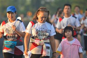 BIB: 6494, 4105
                            <button type="button" onclick="openModal(6416403)" class="btn btn-primary btn-sm float-right btn-popup" data-toggle="modal" data-target=".modal-high-quality">
                        <i class="fas fa-shopping-cart"></i> Add to Cart
                    </button>
                                            <button type="button" onclick="isThisMe(6416403, true)" class="btn btn-success btn-sm float-right btn-popup btn-isme hidden" data-toggle="tooltip" data-placement="bottom" title="นี่คือรูปของคุณใช่ไหม คลิกที่นี่เพื่อเอาเข้าอัลบั้ม">
                        <i class="fas fa-plus"></i> Add to album
                    </button>
                    <button type="button" onclick="isThisMe(6416403, false)" class="btn btn-warning btn-sm float-right btn-popup btn-isnotme hidden">
                        <i class="fas fa-ban"></i> Remove from album
                    </button>