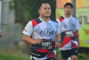 BIB: 2091, 128
                            <button type="button" onclick="openModal(6411882)" class="btn btn-primary btn-sm float-right btn-popup" data-toggle="modal" data-target=".modal-high-quality">
                        <i class="fas fa-shopping-cart"></i> Add to Cart
                    </button>
                                            <button type="button" onclick="isThisMe(6411882, true)" class="btn btn-success btn-sm float-right btn-popup btn-isme hidden" data-toggle="tooltip" data-placement="bottom" title="นี่คือรูปของคุณใช่ไหม คลิกที่นี่เพื่อเอาเข้าอัลบั้ม">
                        <i class="fas fa-plus"></i> Add to album
                    </button>
                    <button type="button" onclick="isThisMe(6411882, false)" class="btn btn-warning btn-sm float-right btn-popup btn-isnotme hidden">
                        <i class="fas fa-ban"></i> Remove from album
                    </button>