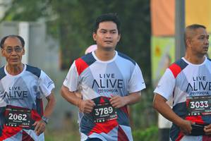 BIB: 3033, 3789, 2062, 128
                            <button type="button" onclick="openModal(6403440)" class="btn btn-primary btn-sm float-right btn-popup" data-toggle="modal" data-target=".modal-high-quality">
                        <i class="fas fa-shopping-cart"></i> Add to Cart
                    </button>
                                            <button type="button" onclick="isThisMe(6403440, true)" class="btn btn-success btn-sm float-right btn-popup btn-isme hidden" data-toggle="tooltip" data-placement="bottom" title="นี่คือรูปของคุณใช่ไหม คลิกที่นี่เพื่อเอาเข้าอัลบั้ม">
                        <i class="fas fa-plus"></i> Add to album
                    </button>
                    <button type="button" onclick="isThisMe(6403440, false)" class="btn btn-warning btn-sm float-right btn-popup btn-isnotme hidden">
                        <i class="fas fa-ban"></i> Remove from album
                    </button>