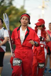 BIB: 3806, 3805, 128
                            <button type="button" onclick="openModal(6385182)" class="btn btn-primary btn-sm float-right btn-popup" data-toggle="modal" data-target=".modal-high-quality">
                        <i class="fas fa-shopping-cart"></i> Add to Cart
                    </button>
                                            <button type="button" onclick="isThisMe(6385182, true)" class="btn btn-success btn-sm float-right btn-popup btn-isme hidden" data-toggle="tooltip" data-placement="bottom" title="นี่คือรูปของคุณใช่ไหม คลิกที่นี่เพื่อเอาเข้าอัลบั้ม">
                        <i class="fas fa-plus"></i> Add to album
                    </button>
                    <button type="button" onclick="isThisMe(6385182, false)" class="btn btn-warning btn-sm float-right btn-popup btn-isnotme hidden">
                        <i class="fas fa-ban"></i> Remove from album
                    </button>