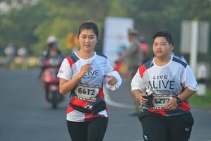 BIB: 6412, 6277
                            <button type="button" onclick="openModal(6416060)" class="btn btn-primary btn-sm float-right btn-popup" data-toggle="modal" data-target=".modal-high-quality">
                        <i class="fas fa-shopping-cart"></i> Add to Cart
                    </button>
                                            <button type="button" onclick="isThisMe(6416060, true)" class="btn btn-success btn-sm float-right btn-popup btn-isme hidden" data-toggle="tooltip" data-placement="bottom" title="นี่คือรูปของคุณใช่ไหม คลิกที่นี่เพื่อเอาเข้าอัลบั้ม">
                        <i class="fas fa-plus"></i> Add to album
                    </button>
                    <button type="button" onclick="isThisMe(6416060, false)" class="btn btn-warning btn-sm float-right btn-popup btn-isnotme hidden">
                        <i class="fas fa-ban"></i> Remove from album
                    </button>