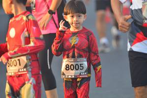 BIB: 8001, 8005
                            <button type="button" onclick="openModal(6404861)" class="btn btn-primary btn-sm float-right btn-popup" data-toggle="modal" data-target=".modal-high-quality">
                        <i class="fas fa-shopping-cart"></i> Add to Cart
                    </button>
                                            <button type="button" onclick="isThisMe(6404861, true)" class="btn btn-success btn-sm float-right btn-popup btn-isme hidden" data-toggle="tooltip" data-placement="bottom" title="นี่คือรูปของคุณใช่ไหม คลิกที่นี่เพื่อเอาเข้าอัลบั้ม">
                        <i class="fas fa-plus"></i> Add to album
                    </button>
                    <button type="button" onclick="isThisMe(6404861, false)" class="btn btn-warning btn-sm float-right btn-popup btn-isnotme hidden">
                        <i class="fas fa-ban"></i> Remove from album
                    </button>